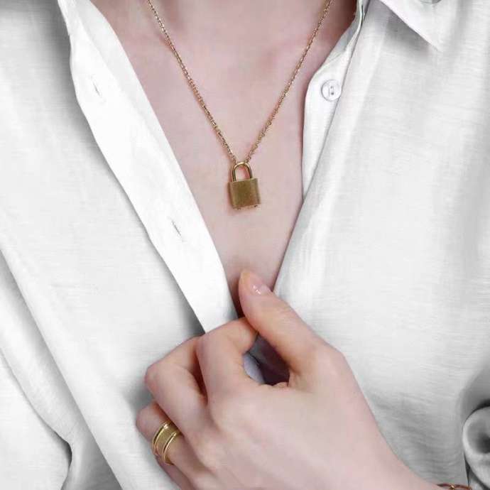 Picture of Bottega Veneta Necklace _SKUBVNecklace01lyx15587